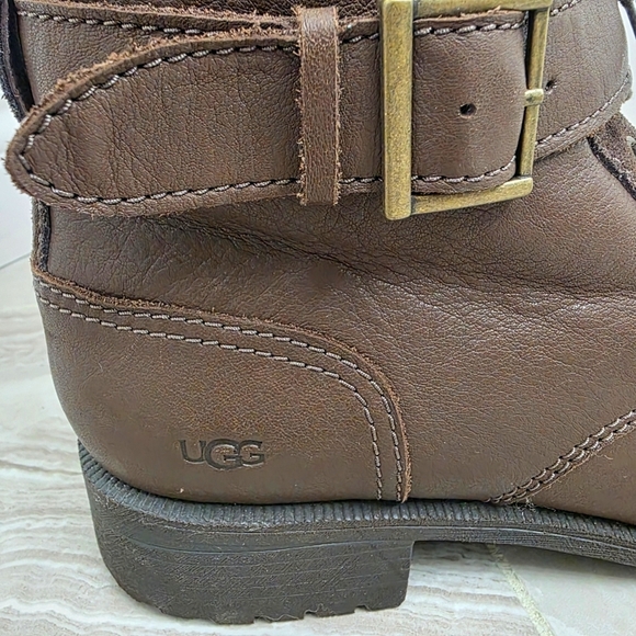 UGG women’s brown ankle boots Size 9 - Picture 3 of 10
